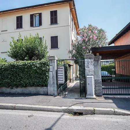 Rosa Charme Комо