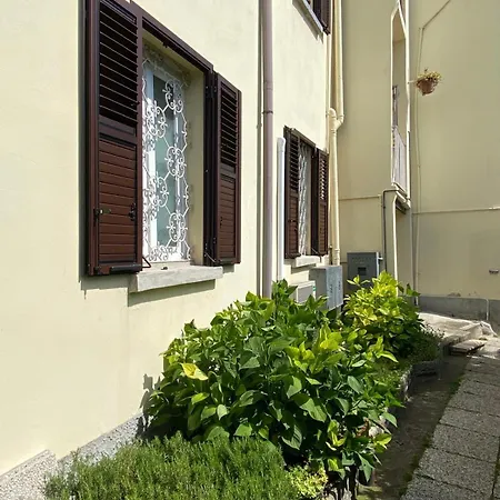 Дом отдыха Rosa Charme *